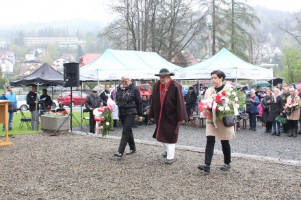 połączona delegacja Wiślańskiego Centrum Kultury i Stowarzyszenia "Grupa Twórców Wiślanie"